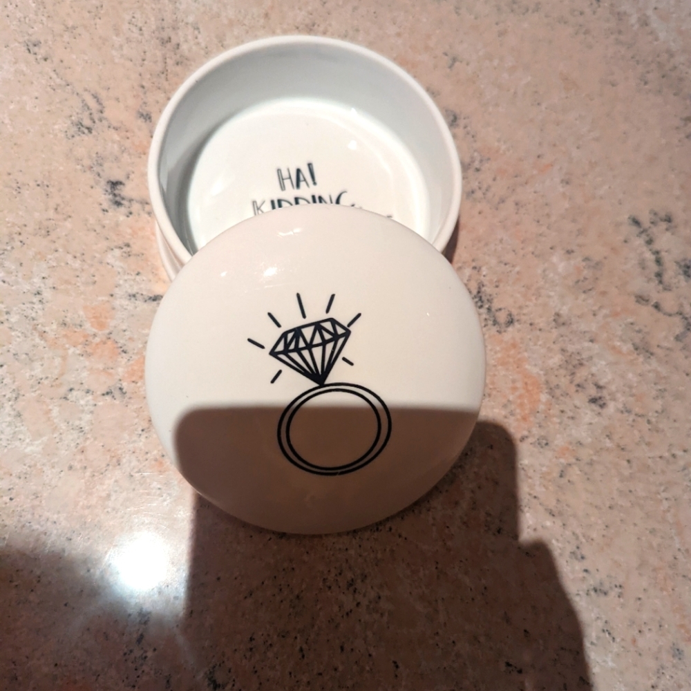 NEW Ceramic Ring Box💍